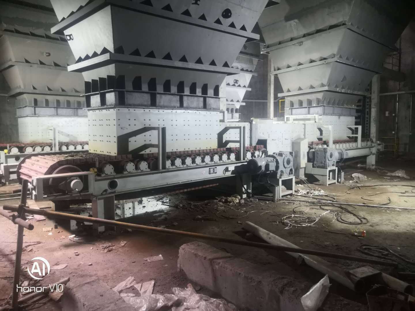 加襯給料機